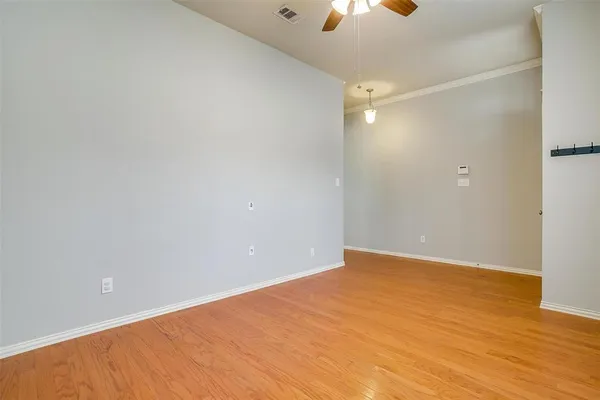 $2,150 | 1721 Castle Creek Drive, Little Elm, TX 75068