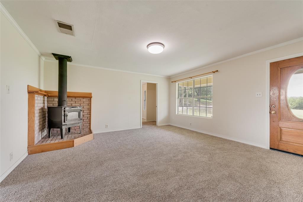 1447 Campbell Road Midlothian, TX 76065 - Photo 9 of 40