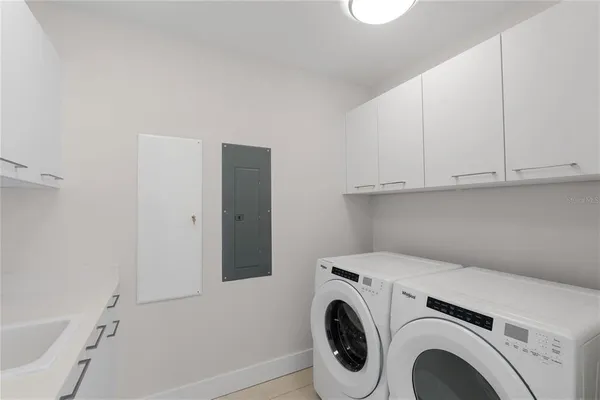 $11,000 | 275 1st Avenue South, Unit 1202, St. Petersburg, FL 33701