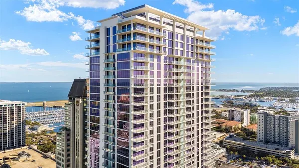 $11,000 | 275 1st Avenue South, Unit 1202, St. Petersburg, FL 33701