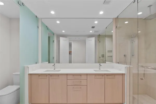 $11,000 | 275 1st Avenue South, Unit 1202, St. Petersburg, FL 33701