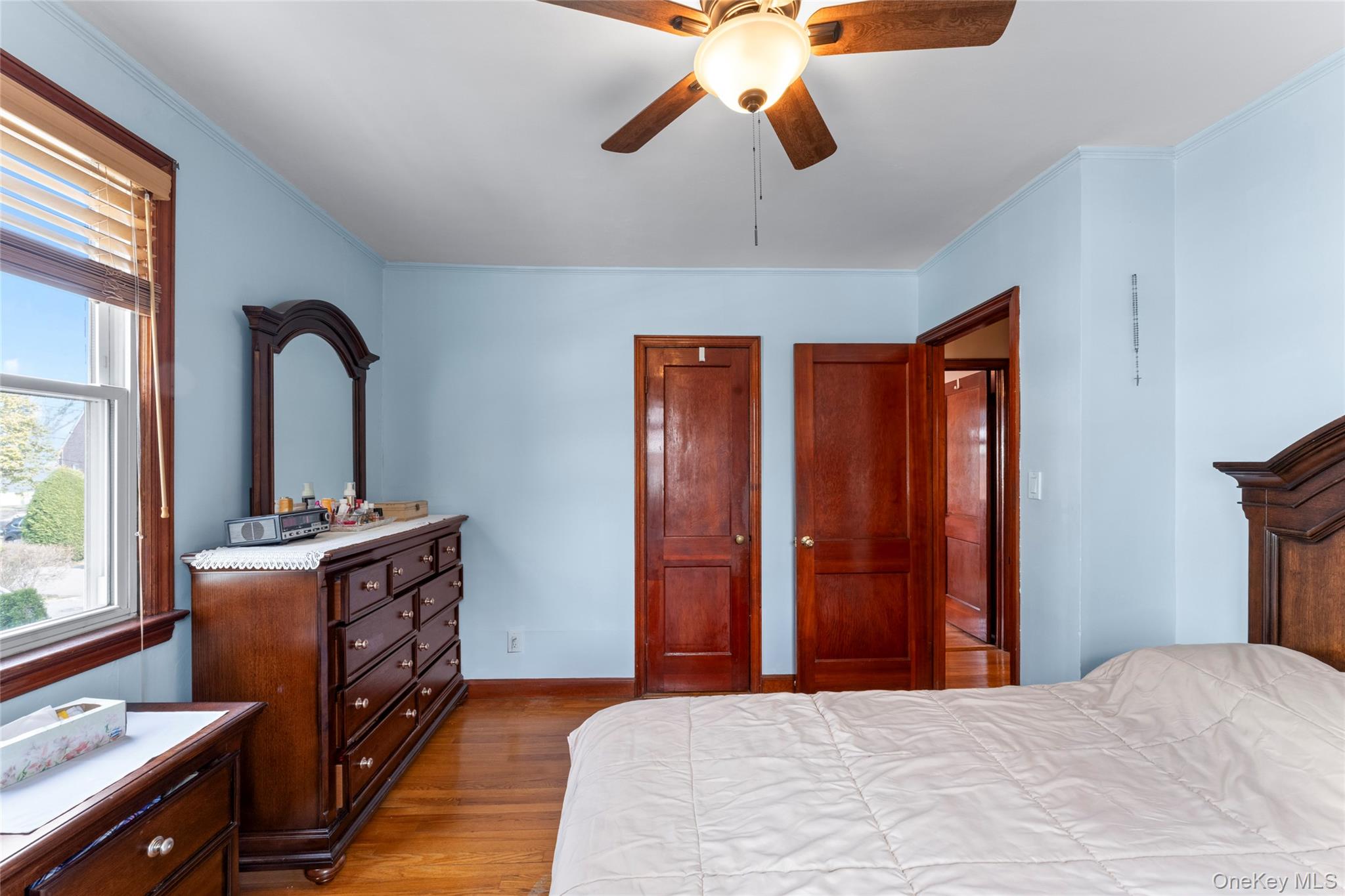 18 Butler Place Yonkers, NY 10710 - Photo 17 of 46 a bedroom with a bed and a dresser