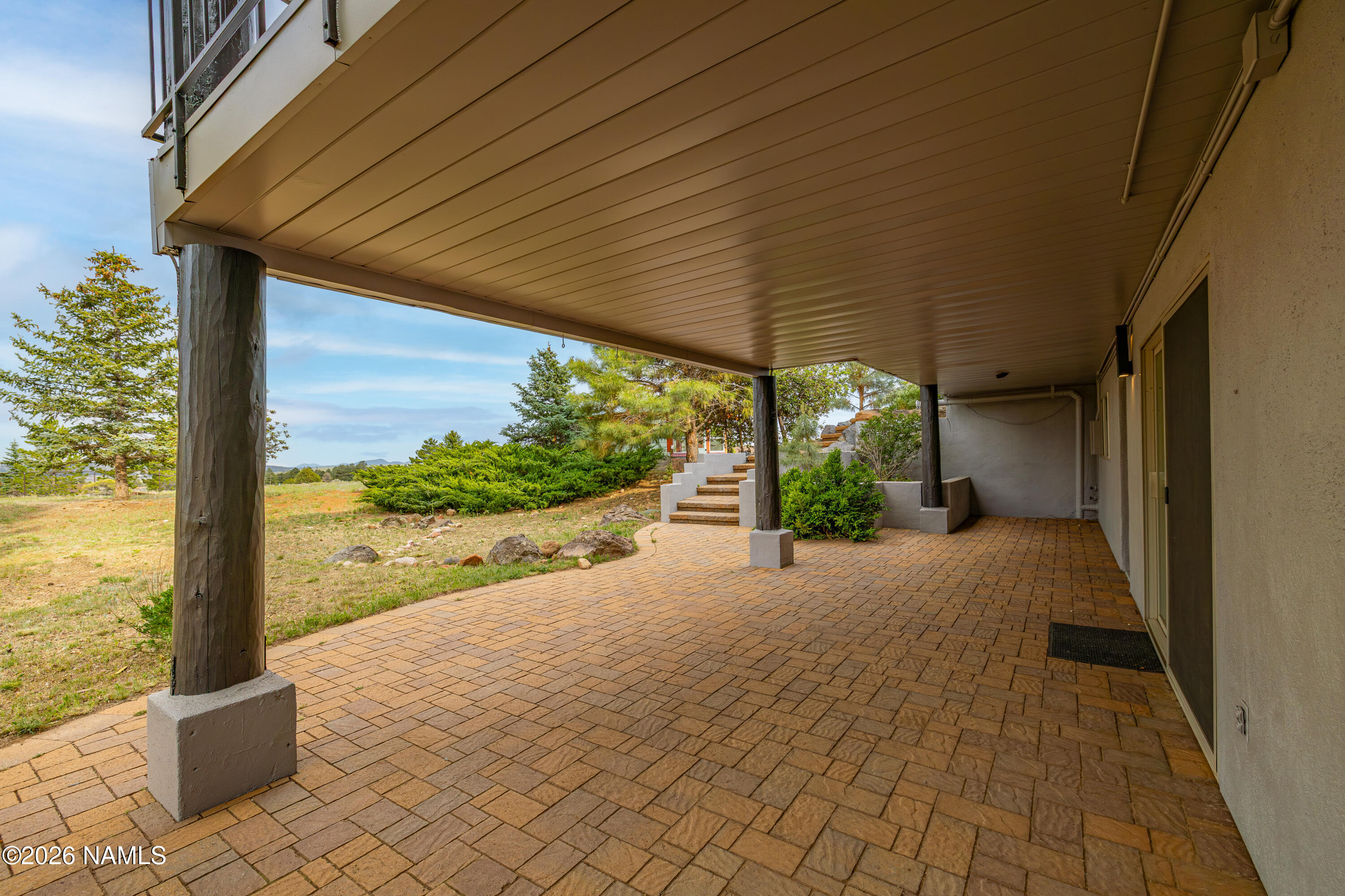 8205 North Reata Road Flagstaff, AZ 86004 - Photo 29 of 45 Covered patio