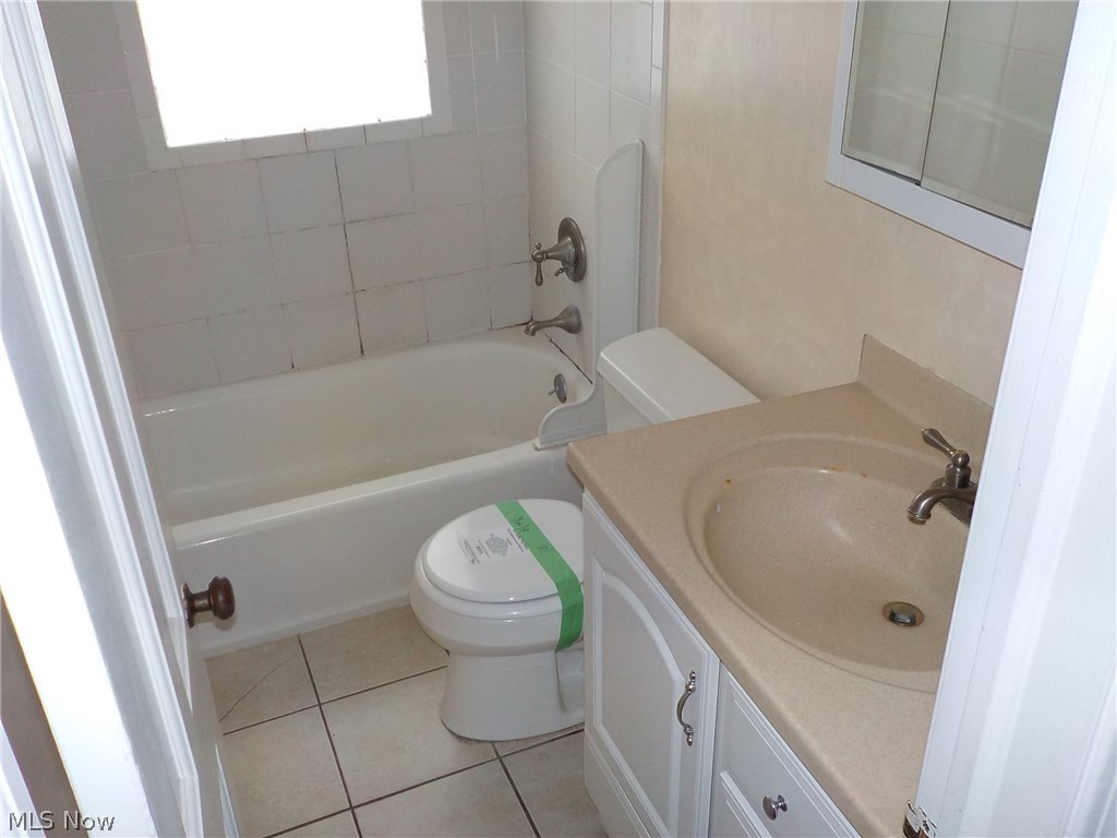 3676 Highland Road Cleveland, OH 44111 - Photo 9 of 17 Gallery Image 9