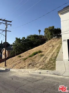 $95,000 | 3909 Dobinson Street, Los Angeles, CA 90063