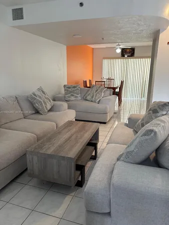 $3,000 | Bonaventure, Weston, FL 33326