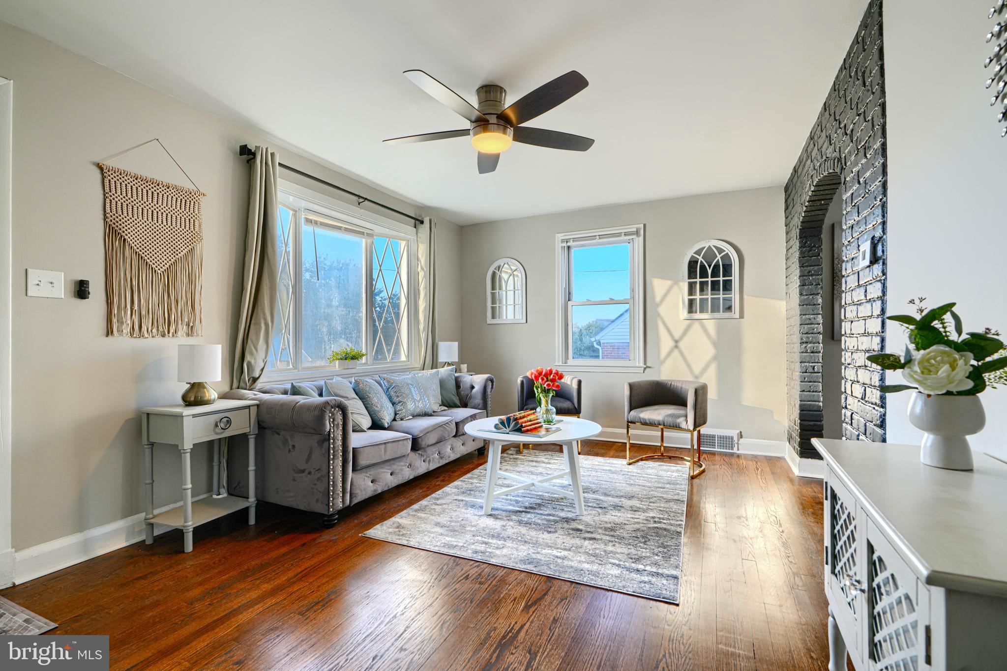 3515 Rhom Road Gwynn Oak, MD 21207 - Photo 5 of 36 a living room with furniture