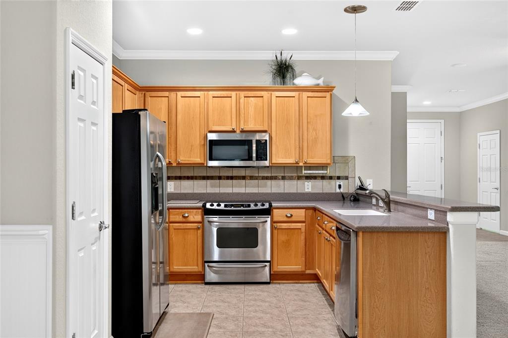 9419 Southwest 66th Loop Ocala, FL 34481 - Photo 15 of 38 Gallery Image 15
