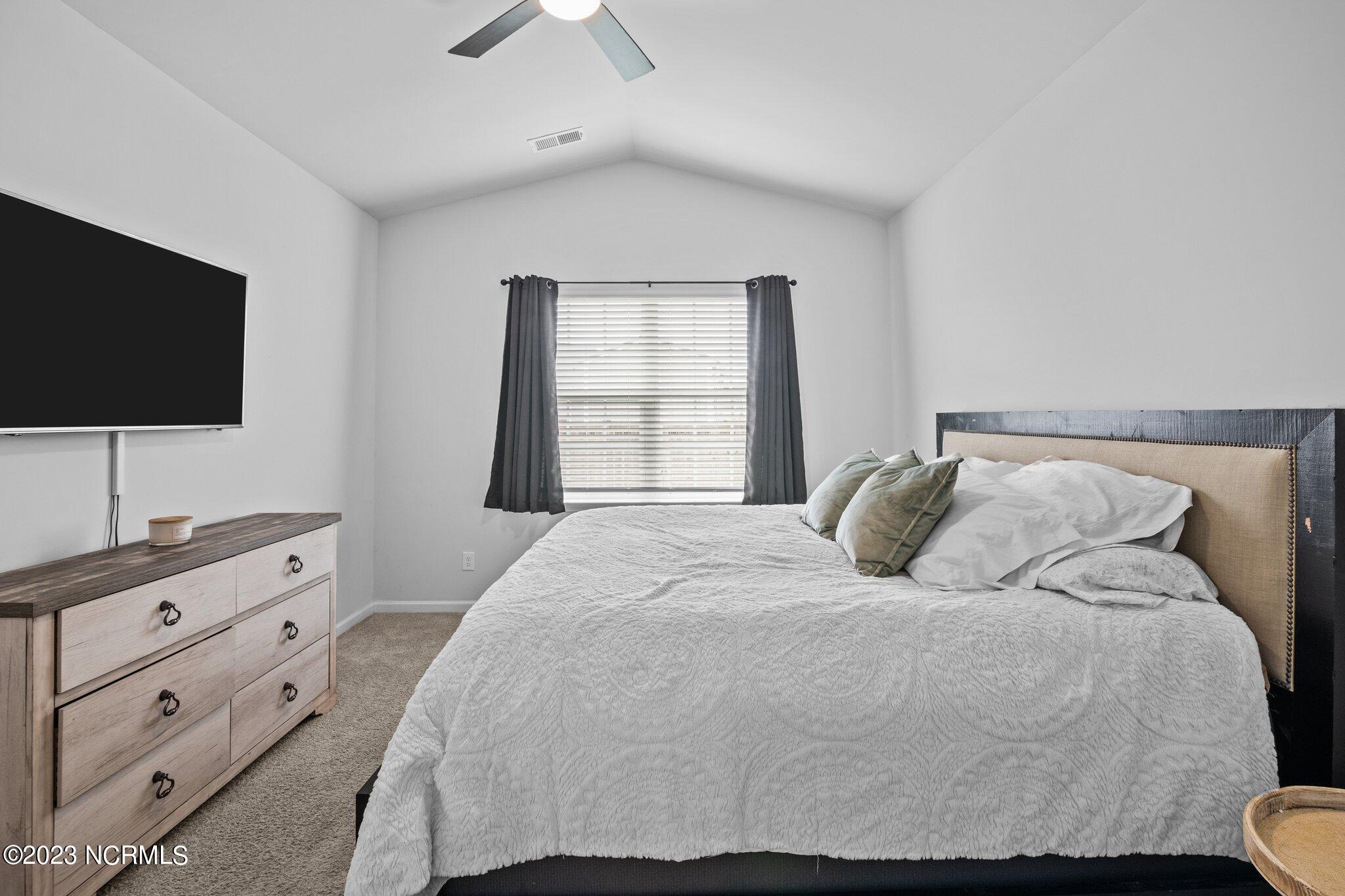 519 Dakota Road New Bern, NC 28560 - Photo 27 of 48 33-web-or-mls-2I3A0072
