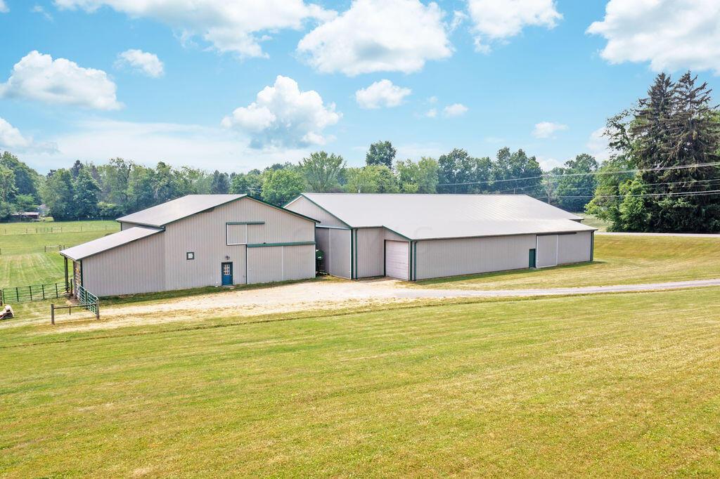 1707 Lexington Ontario Road Mansfield, OH 44904 - Photo 4 of 81 1707LexingtonOntarioRoadExt_Hommati102(2
