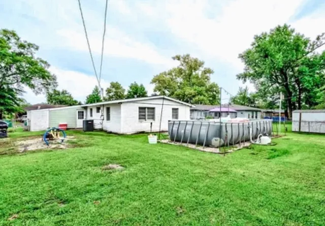 $124,000 | 1937 West Robin Avenue, Orange, TX 77632