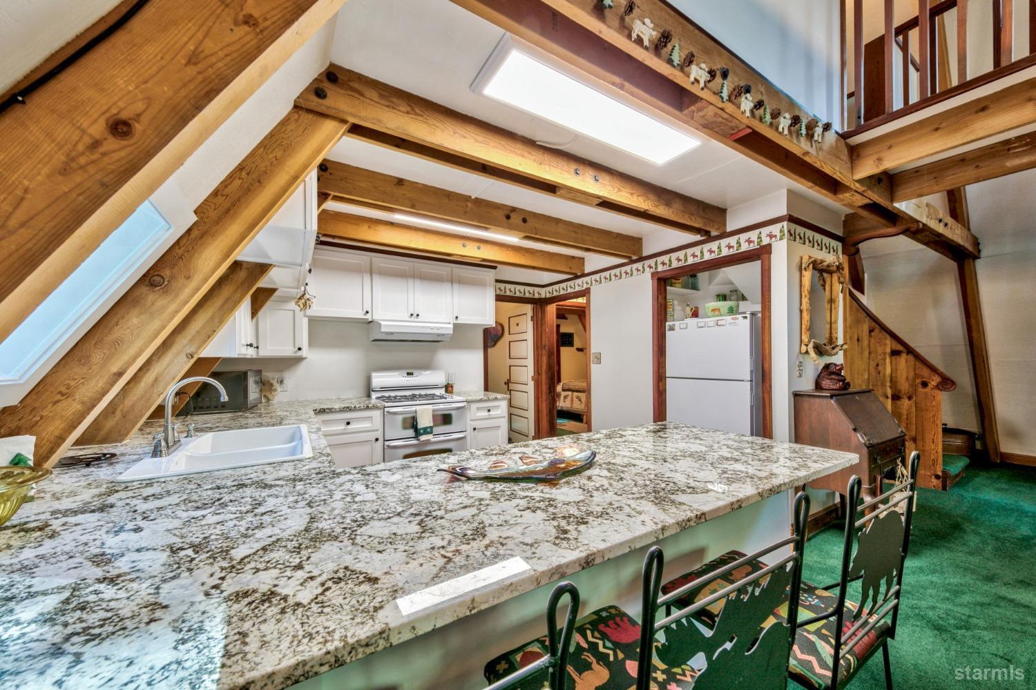 1085 Cooks Spur Road Twin Bridges, CA 95735 - Photo 15 of 30 a view of living room