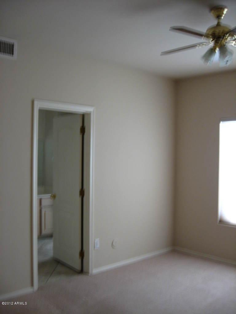 2187 East Victor Road Gilbert, AZ 85296 - Photo 14 of 32 Downstairs 5th Bd w/ full Bath