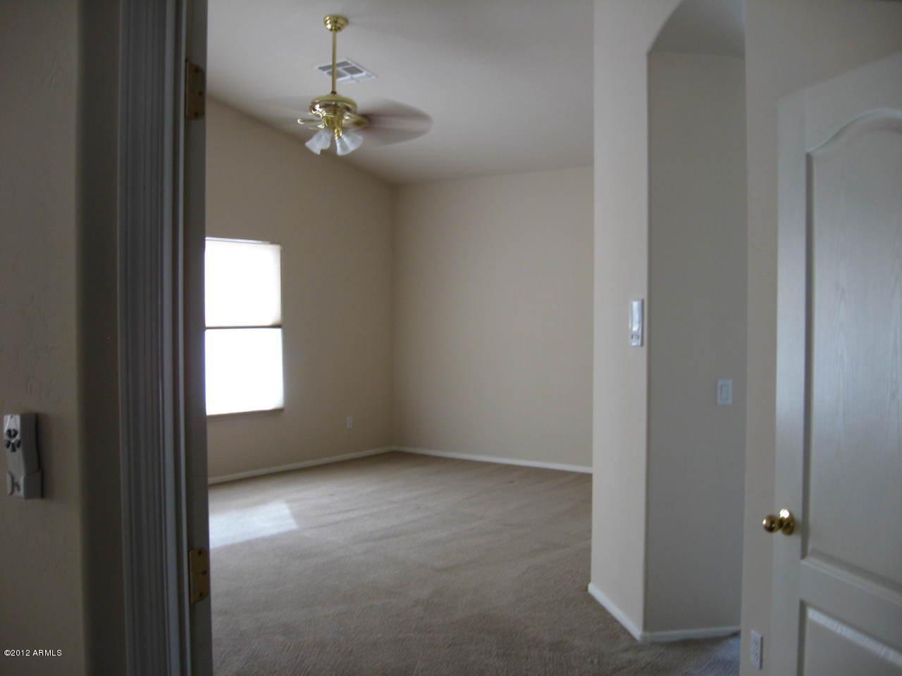 2187 East Victor Road Gilbert, AZ 85296 - Photo 22 of 32 Huge Master Bd