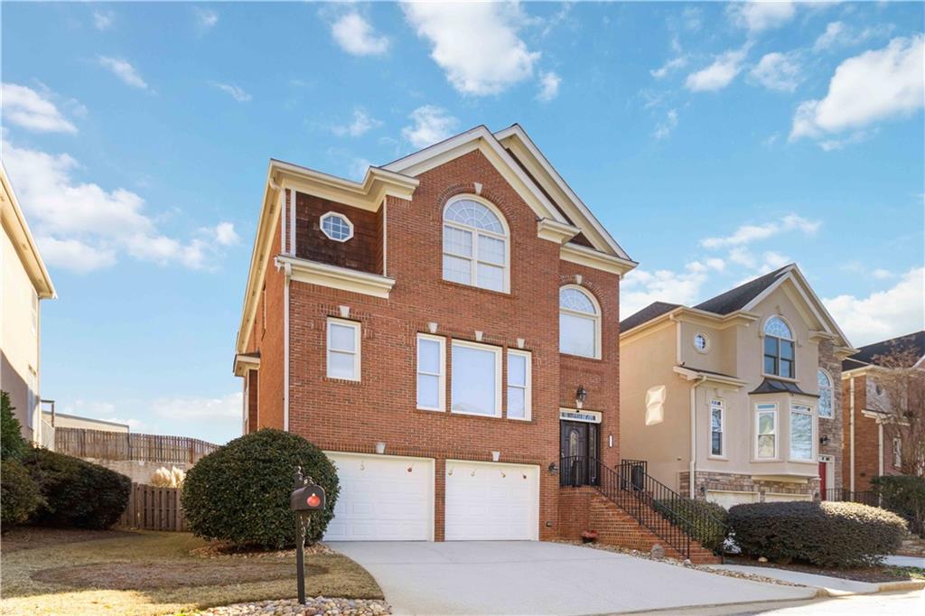 2450 Vivian Circle Decatur, GA 30030 - Photo 2 of 33