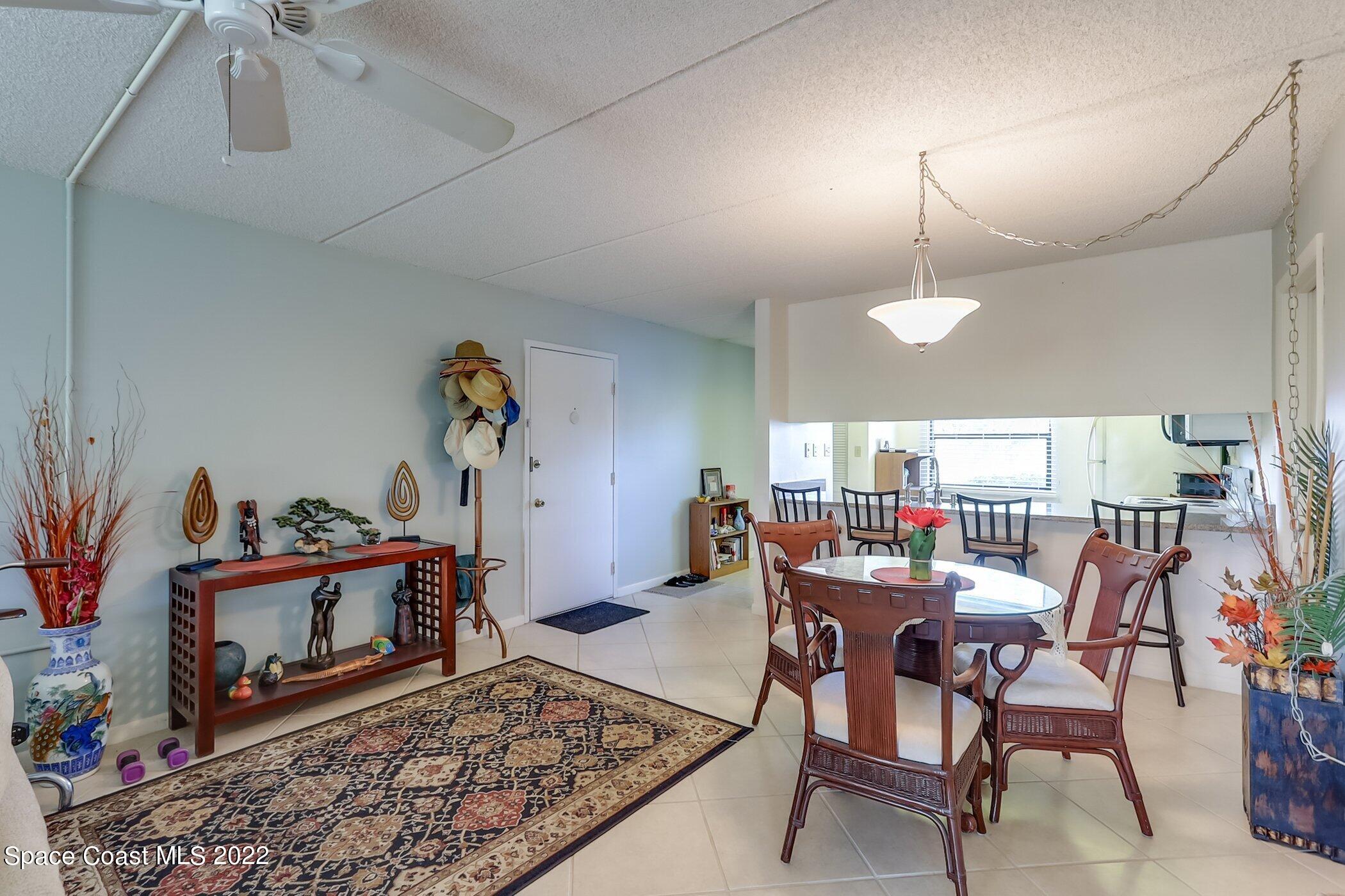 2727 North Wickham Road, Unit 10103 Melbourne, FL 32935 - Photo 15 of 46 Dining