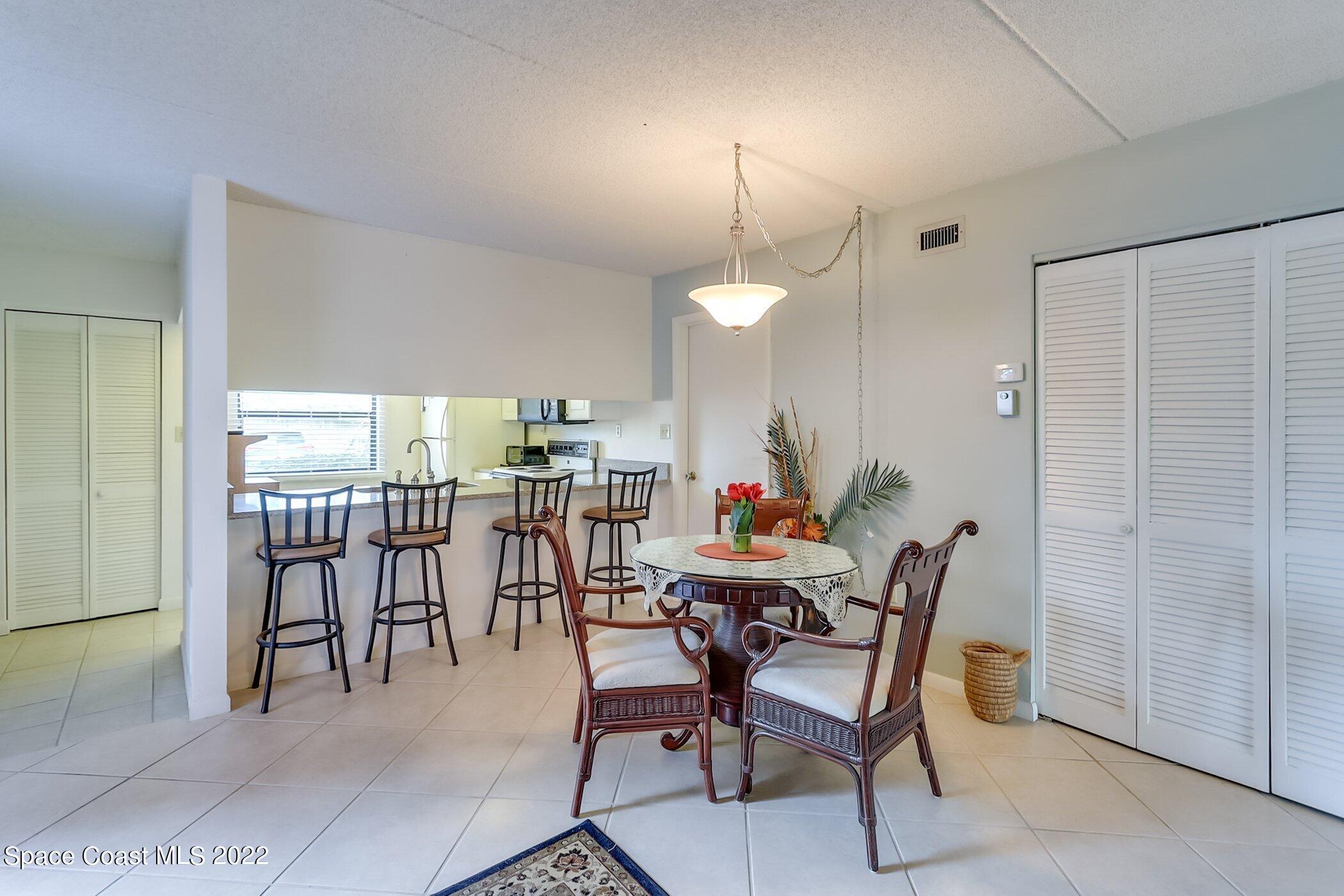 2727 North Wickham Road, Unit 10103 Melbourne, FL 32935 - Photo 5 of 46 Have a seat