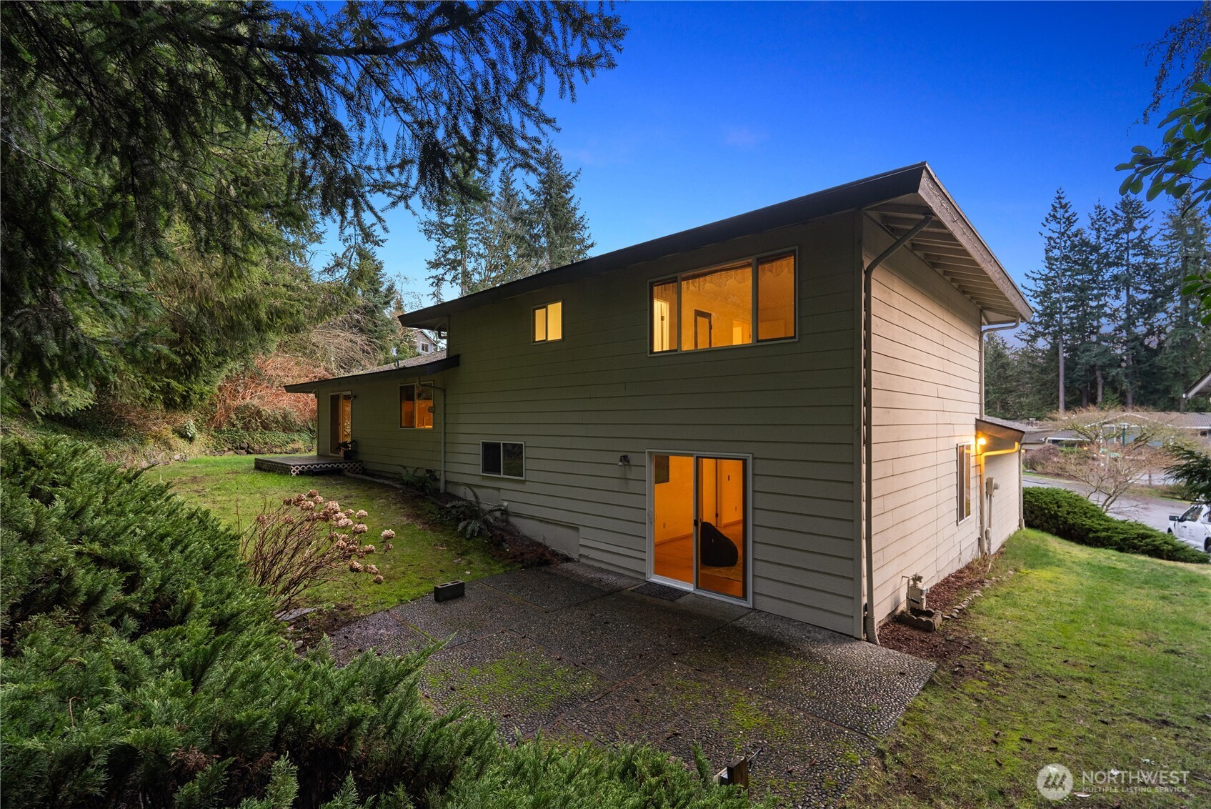 15618 Southeast 174th Street Renton, WA 98058 - Photo 25 of 28 a front view of a house with a yard