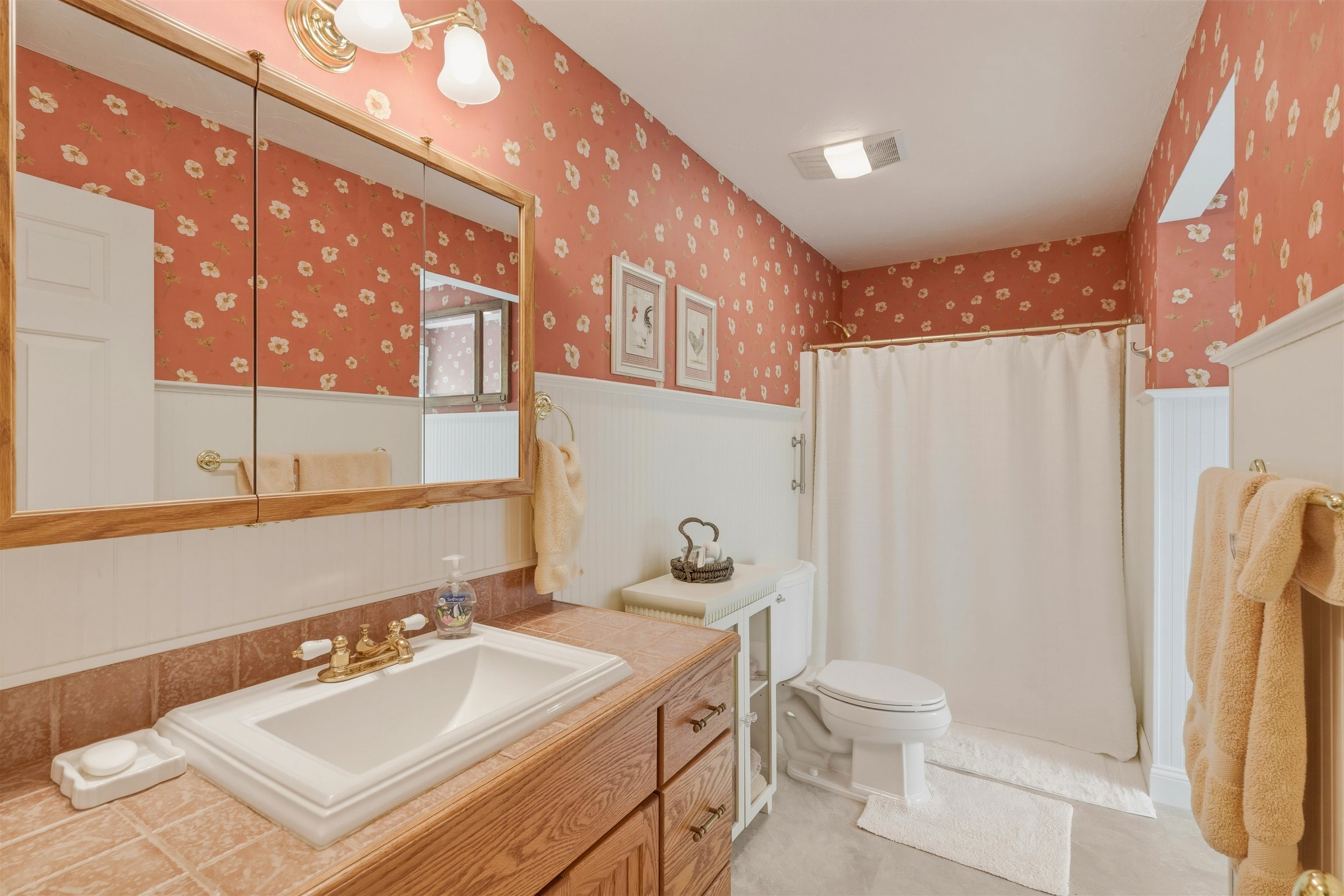 8745 Wheeler Oaks Road Williamsburg, MI 49690 - Photo 30 of 58 1946223-31748b1d-2238-49fc-8a0e-c47e5b5a522e.JPG
