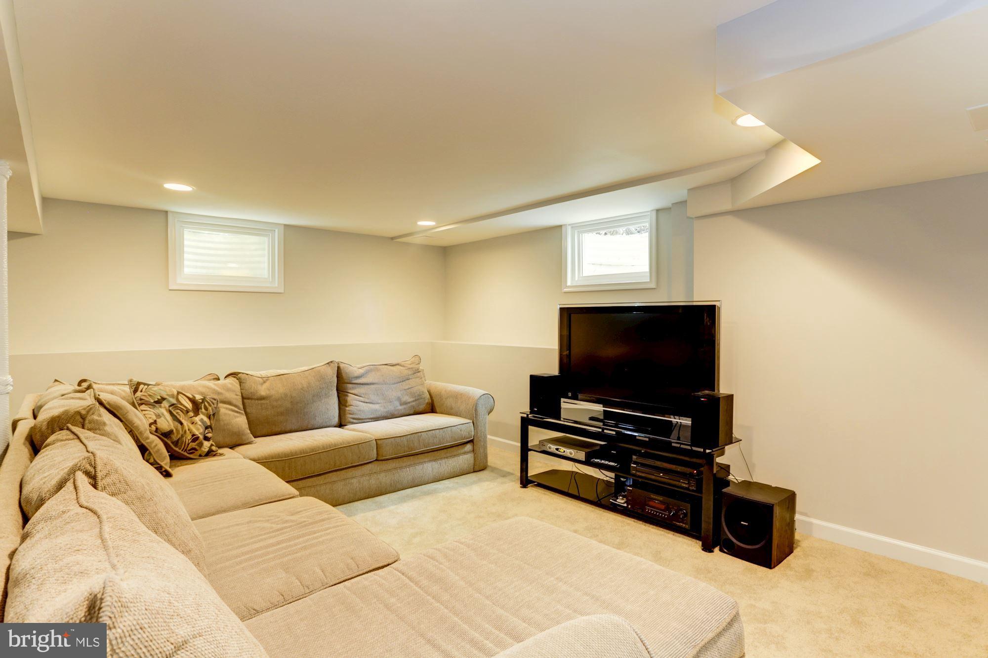 1807 Rushley Road Baltimore, MD 21234 - Photo 41 of 68 Gallery Image 41