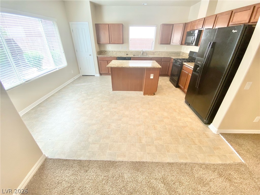 2341 Rue Royale Street Henderson, NV 89044 - Photo 3 of 34
