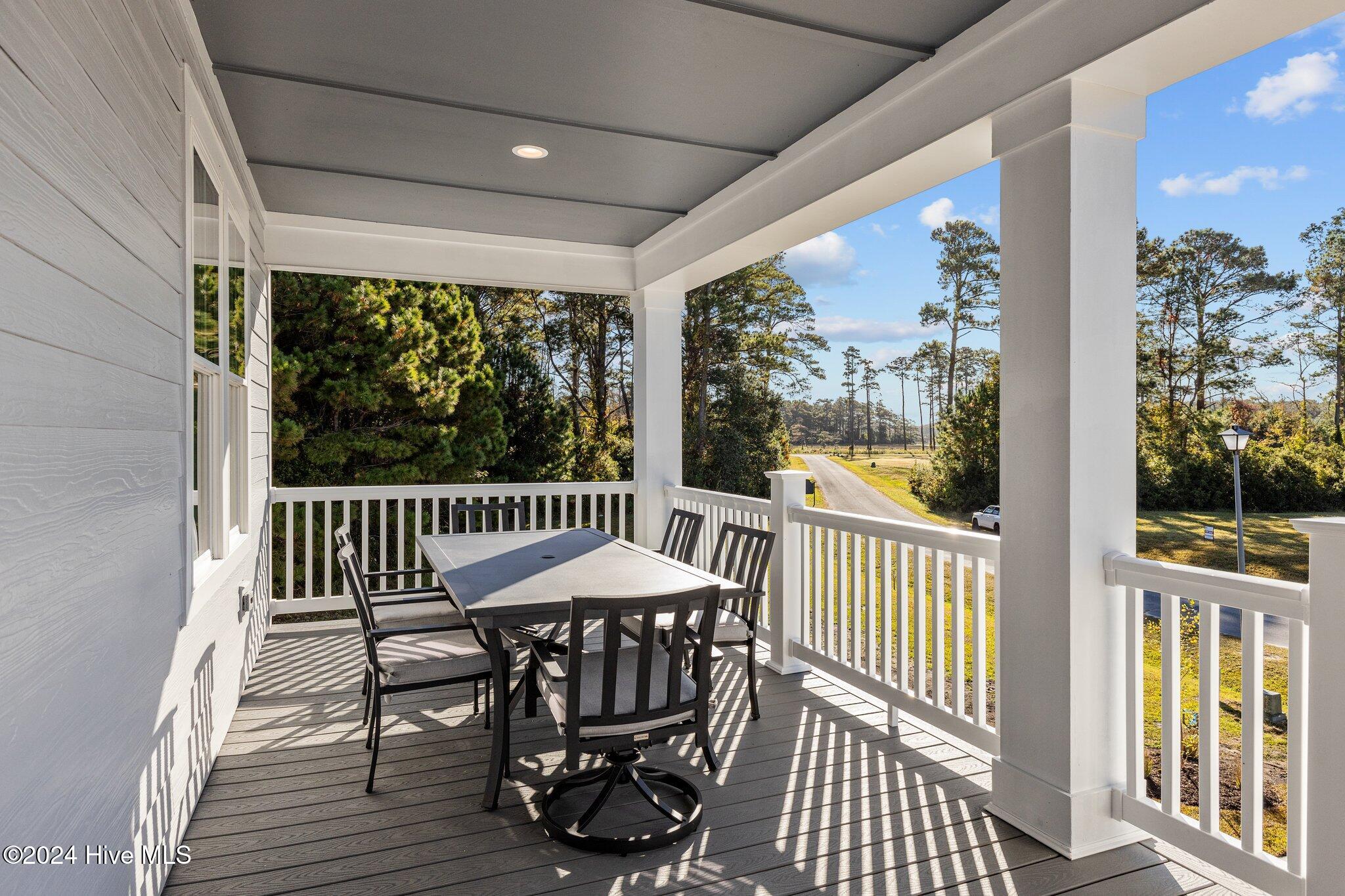 314 Anson Road Beaufort, NC 28516 - Photo 20 of 42 Front Covered Porch