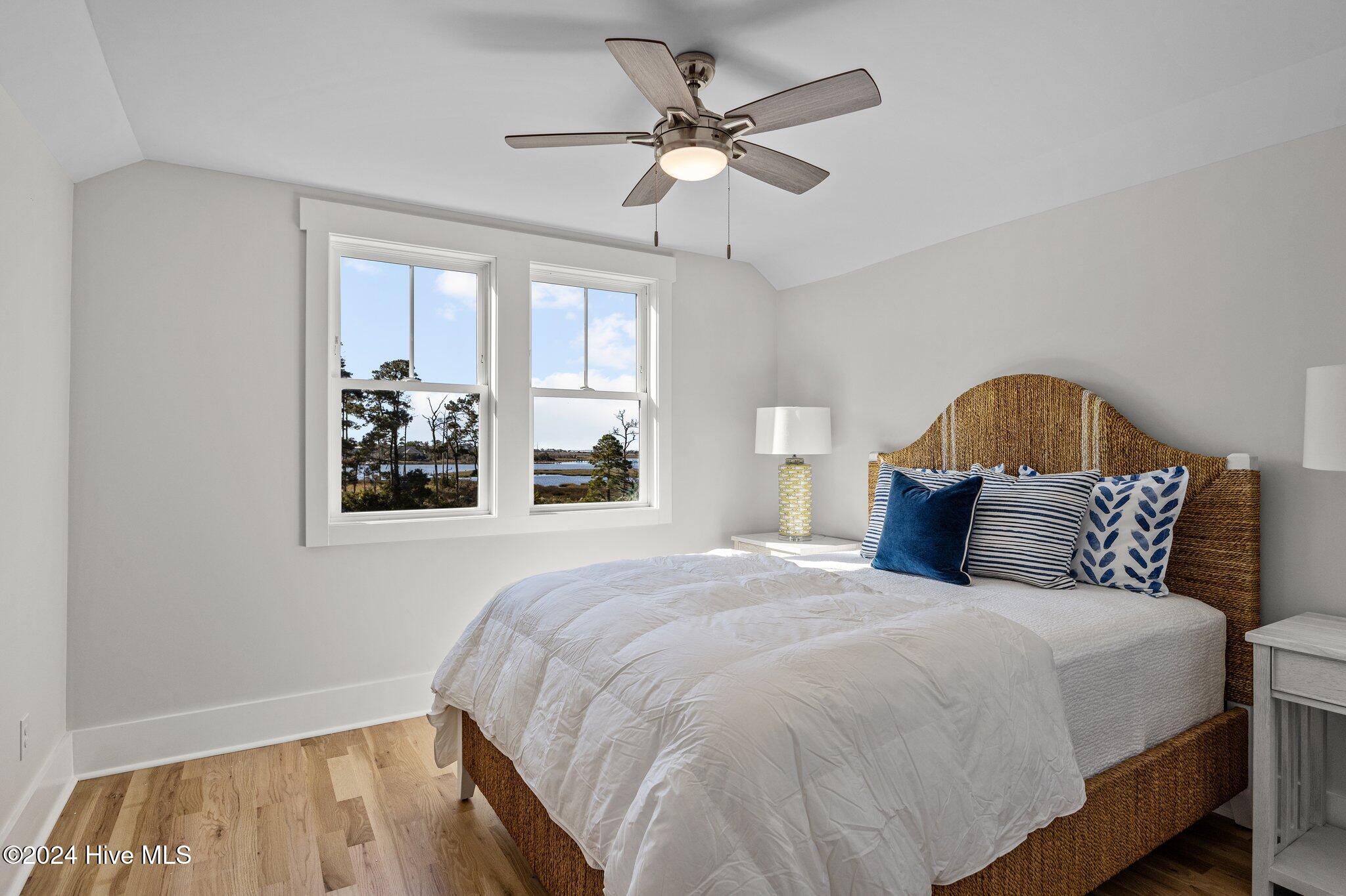 314 Anson Road Beaufort, NC 28516 - Photo 23 of 42 Bedroom 2