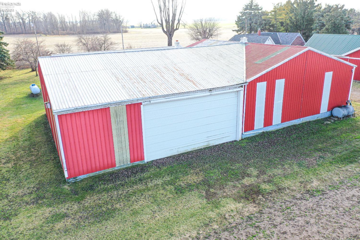 10405 Strecker Road Bellevue, OH 44811 - Photo 7 of 33 Gallery Image 7