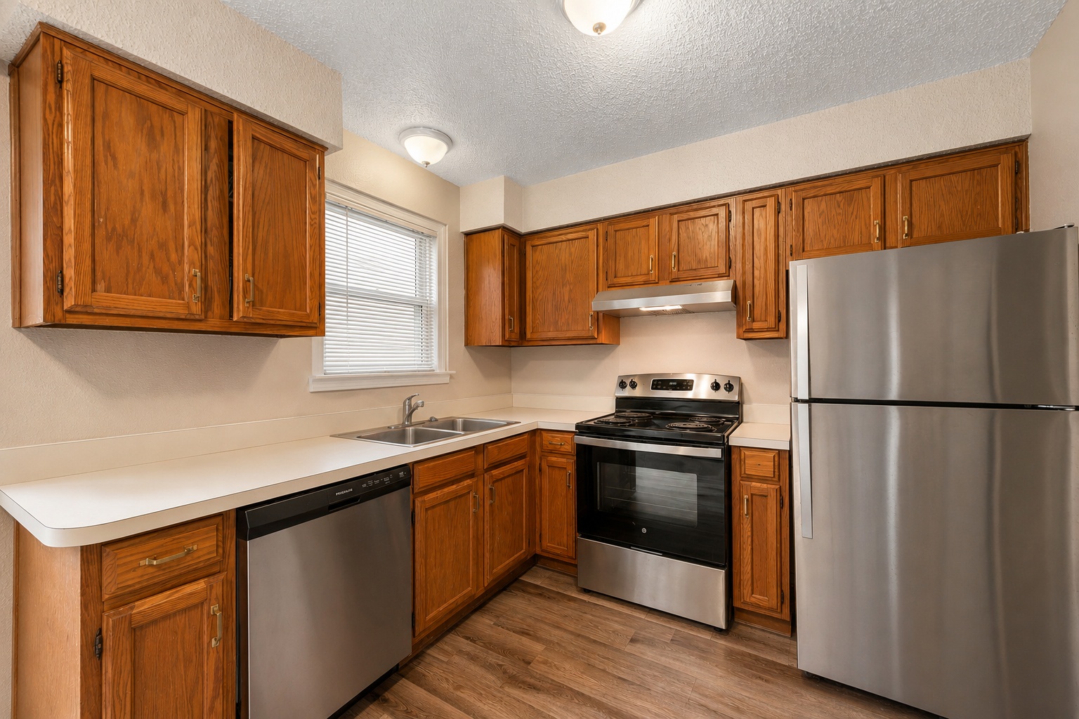 128 Hillside Drive Elgin, TX 78621 - Photo 4 of 38 Unit A kitchen