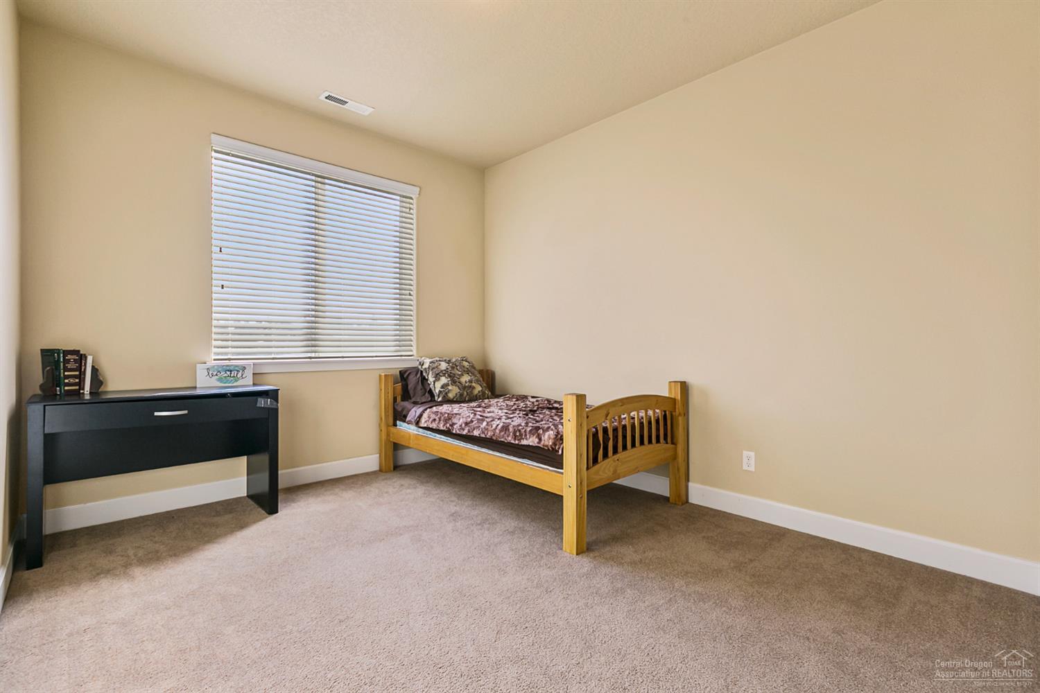 20740 Kilbourne Loop Bend, OR 97701 - Photo 11 of 25 Additional Photo
