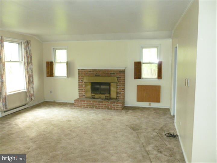 3247 Fennel Road Pennsburg, PA 18073 - Photo 3 of 12
