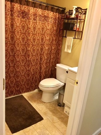 15 Rumbrook Road Leominster, MA 01453 - Photo 8 of 25 Gallery Image 8