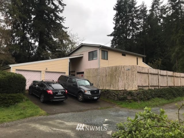 9510 Edmonds Way, Unit A&B Edmonds, WA 98020 - Photo 1 of 14 Gallery Image 1