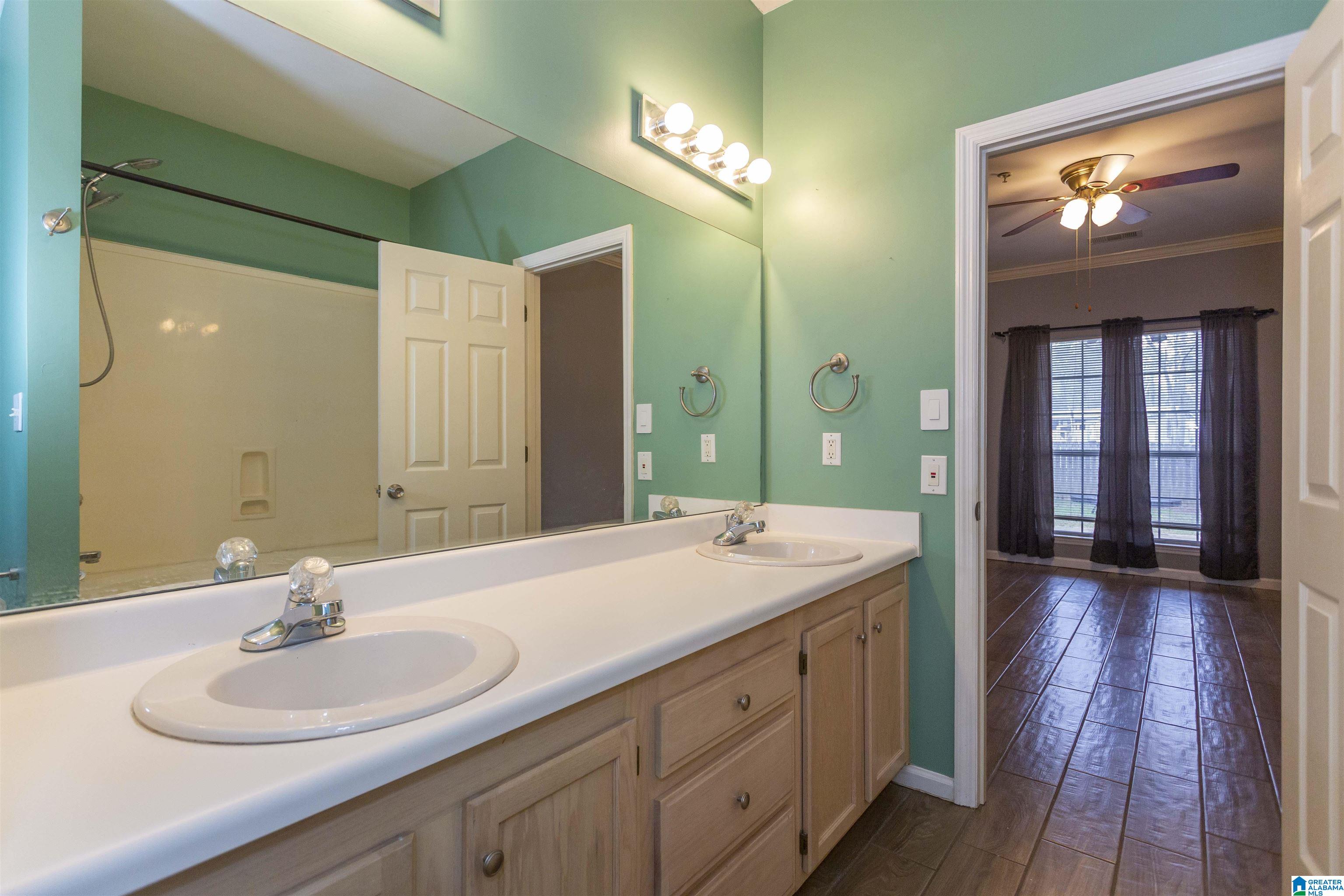 125 Timberleaf Circle Alabaster, AL 35007 - Photo 21 of 26