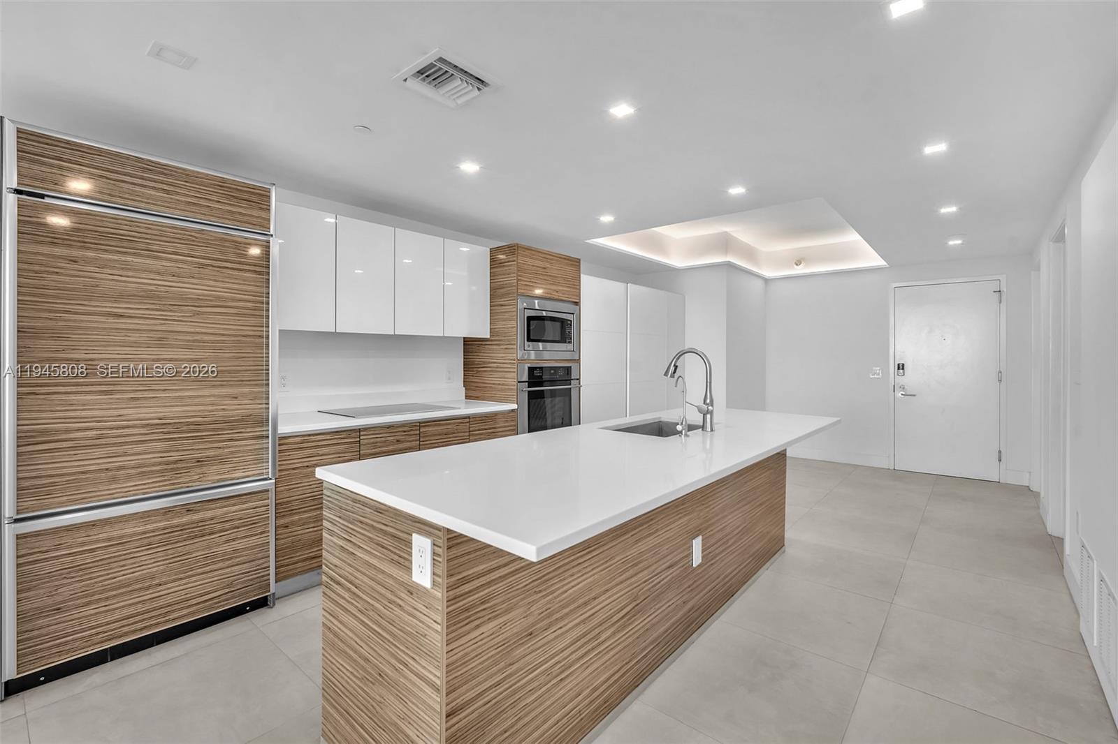 460 Northeast 28th Street, Unit 2607 Miami, FL 33137 - Photo 8 of 27