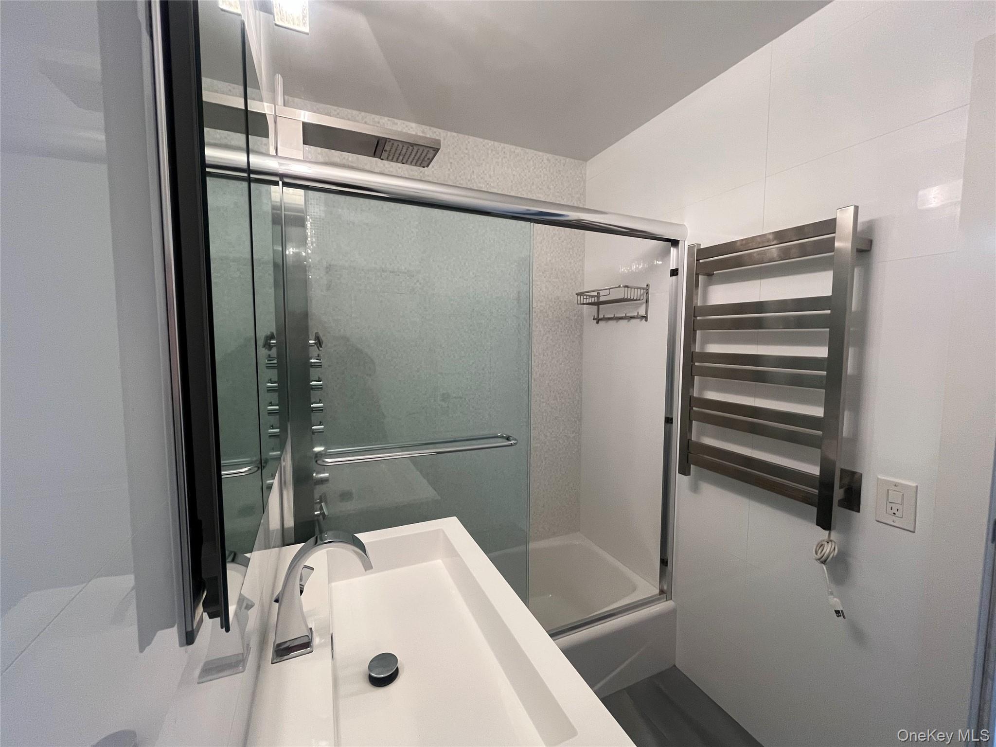 666 Pelham Road, Unit 3A New Rochelle, NY 10805 - Photo 16 of 26