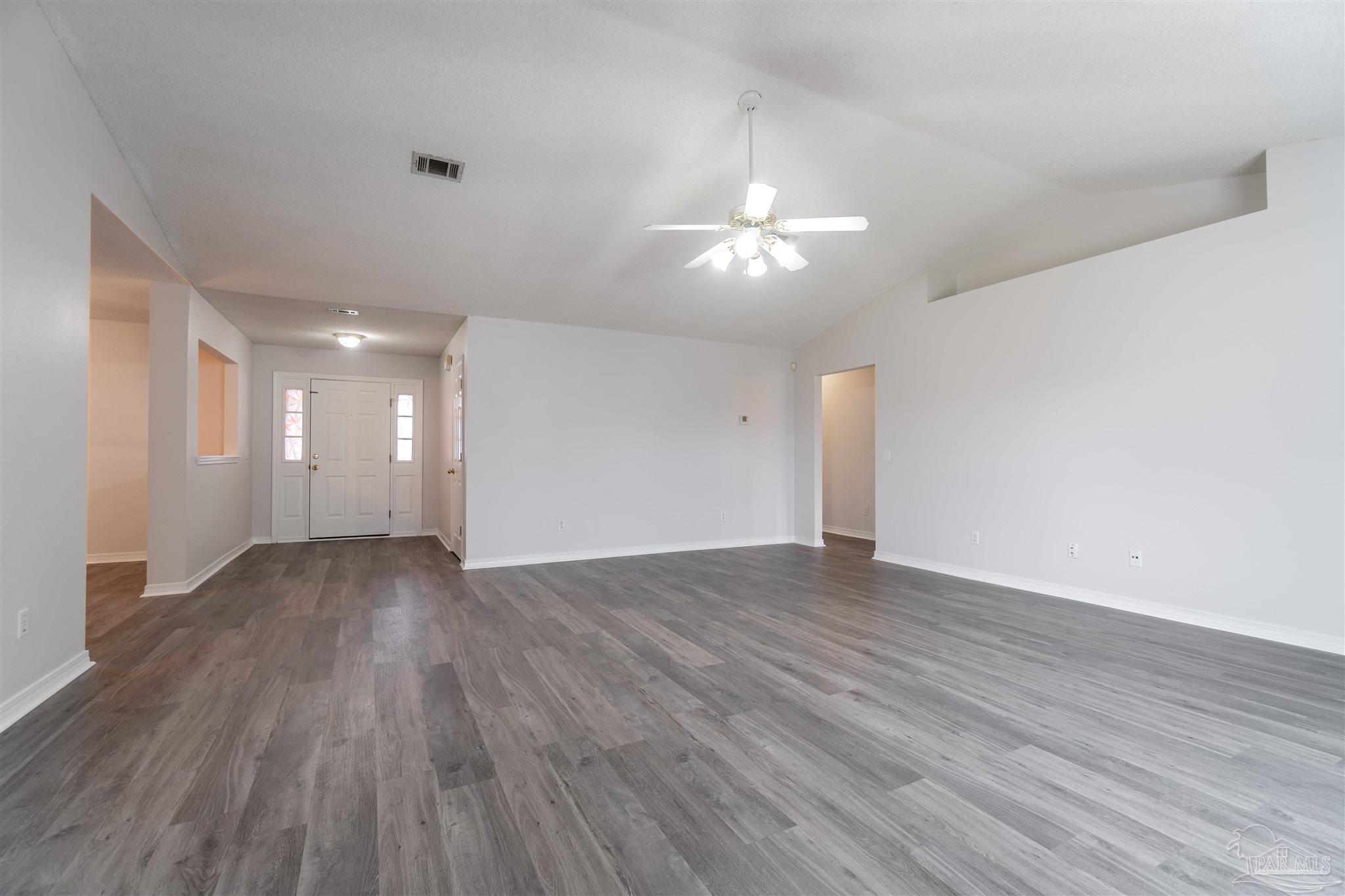 4641 Hamilton Bridge Road Milton, FL 32571 - Photo 8 of 46 Gallery Image 8