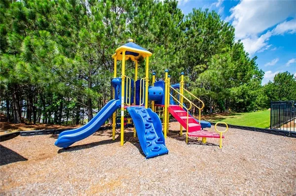 $1,950 | 519 Springer Parkway, Dallas, GA 30132