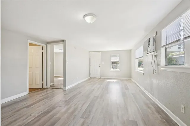 $219,900 | 2010 East Yukon Street, Tampa, FL 33604