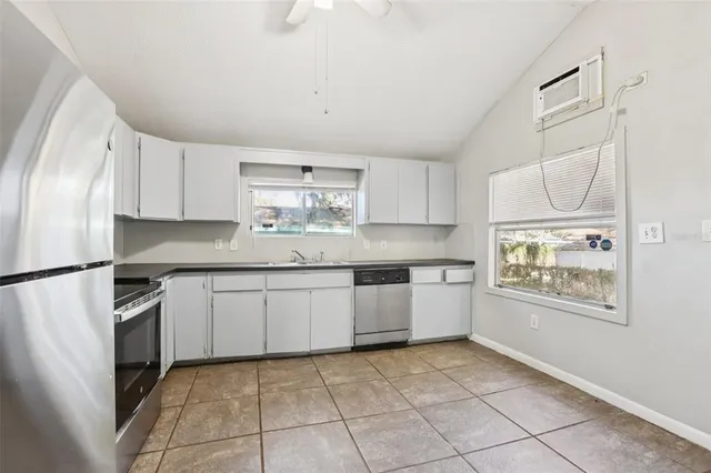 $219,900 | 2010 East Yukon Street, Tampa, FL 33604