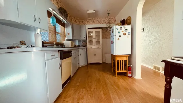 $112,000 | 1010 East Randolph Street, McLeansboro, IL 62859