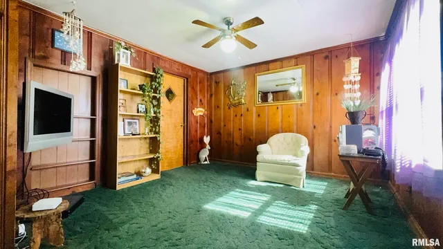 $112,000 | 1010 East Randolph Street, McLeansboro, IL 62859