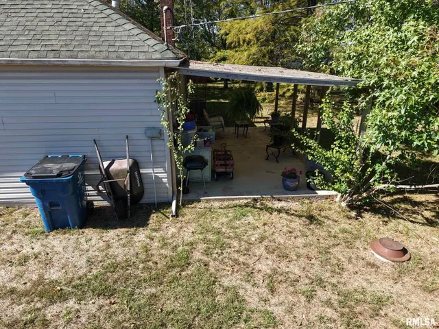 $112,000 | 1010 East Randolph Street, McLeansboro, IL 62859