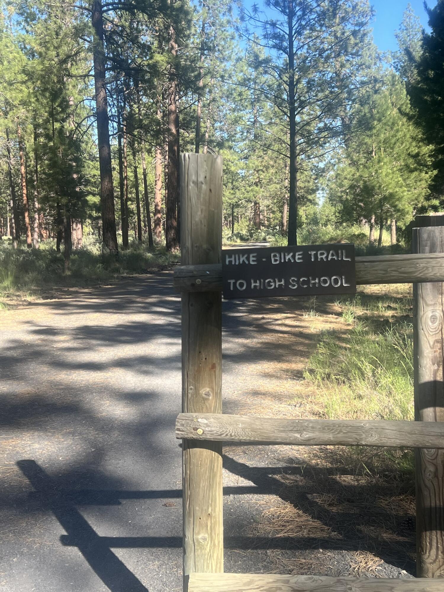 69388 Tollgate Road Sisters, OR 97759 - Photo 42 of 43 Trail to the schools from Tollgate