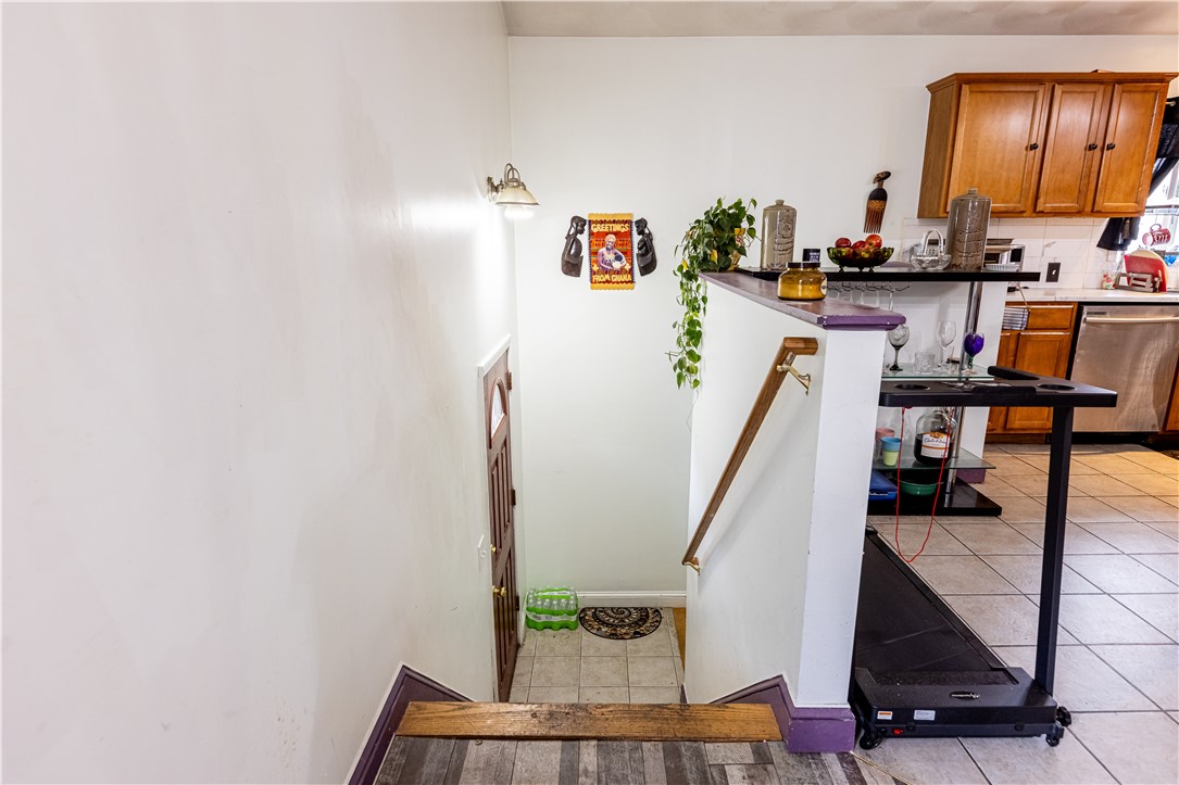 61 Cyr Street Providence, RI 02905 - Photo 23 of 40