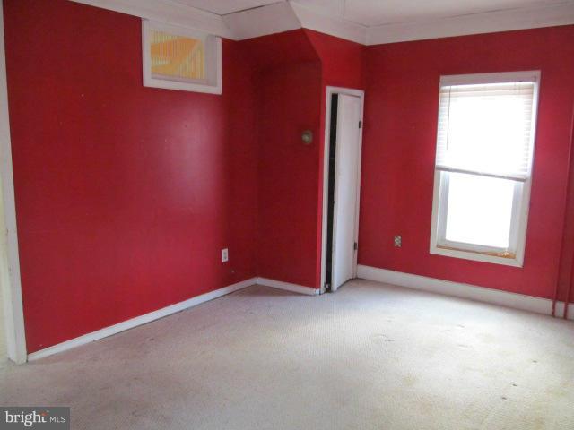 407 Central Avenue Ridgely, MD 21660 - Photo 6 of 10 Family Room