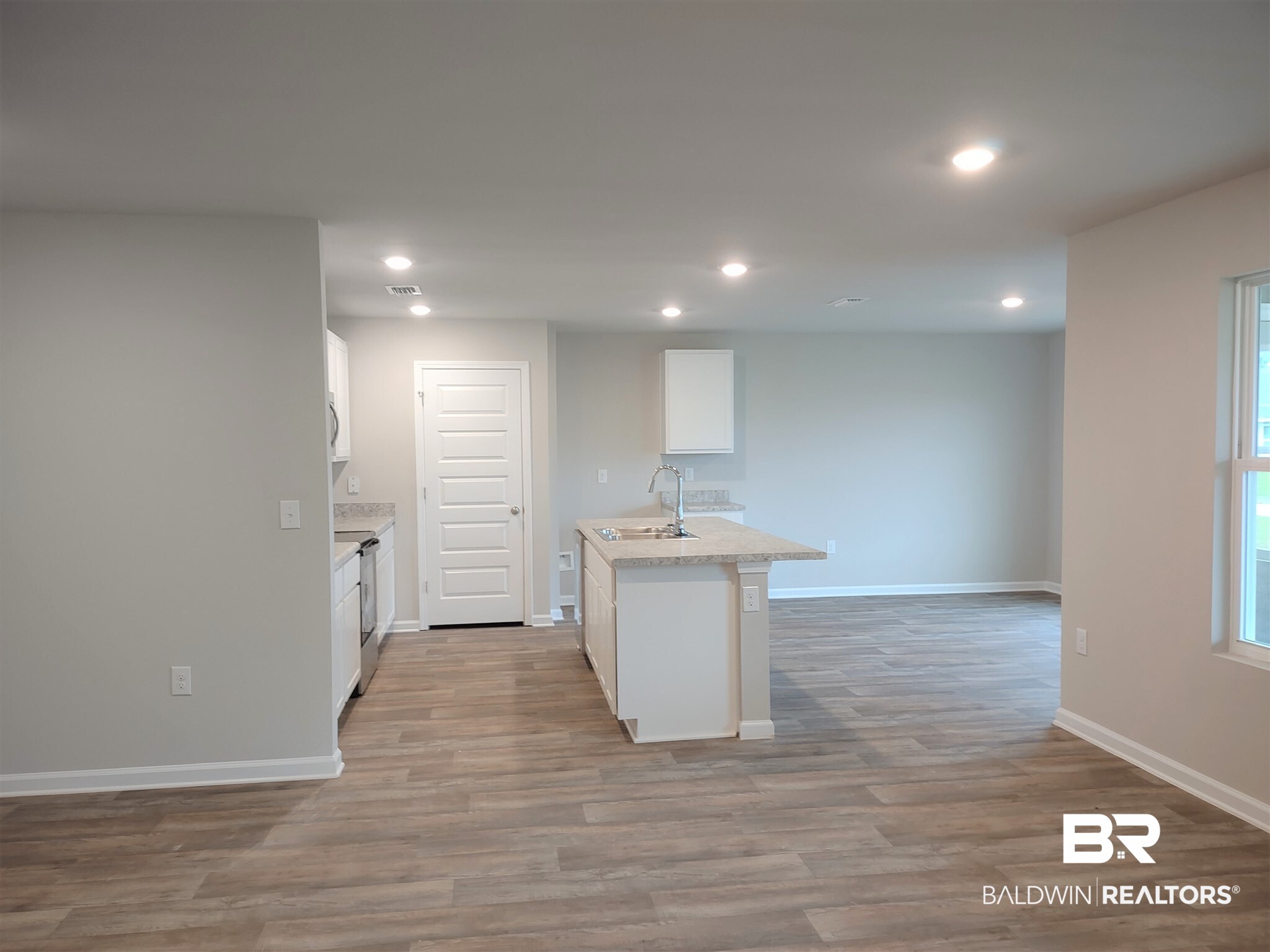 345 Rhineheart Lane Foley, AL 36535 - Photo 4 of 10