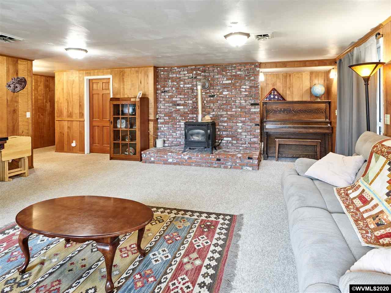 14915 Quall Road Northeast Silverton, OR 97381 - Photo 28 of 42