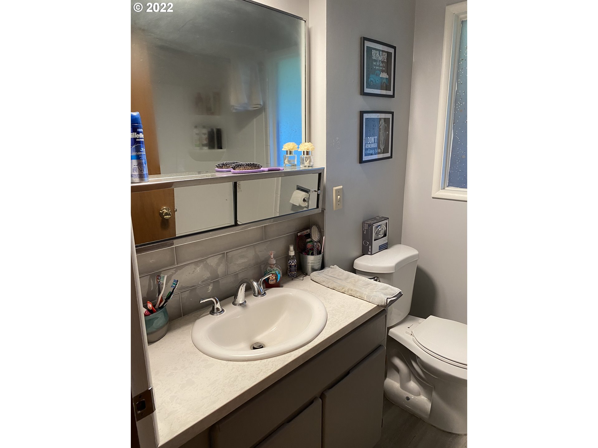 31475 Southwest Riedweg Road Cornelius, OR 97113 - Photo 31 of 32 a bathroom with a sink and a mirror