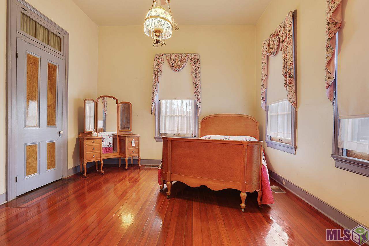 9871 South Tiger Bend Road Baton Rouge, LA 70817 - Photo 10 of 17 Bedroom